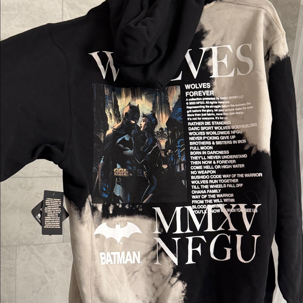 Darc Sport Wyoming Batman hoodie - Picture 2 of 3